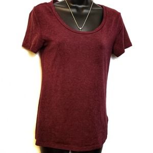 H&M Divided Basic Scoop Neck Tshirt Maroon Small